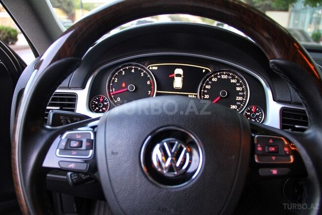 Volkswagen Touareg 2012, 80,000 km - 3.6 l - Bakı