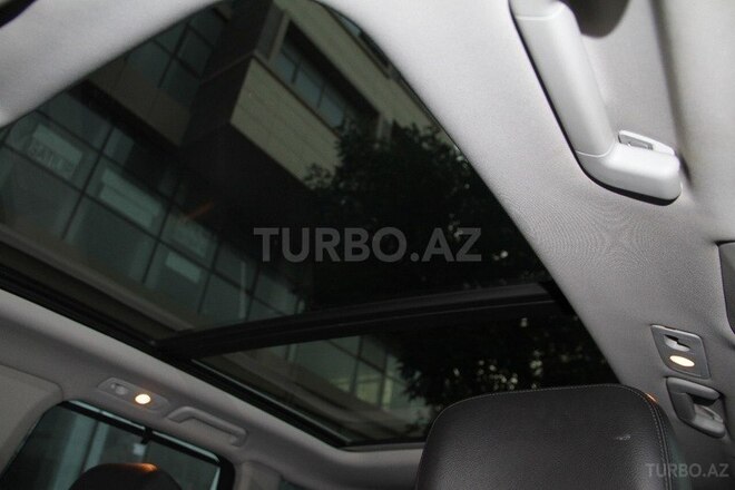 Volkswagen Touareg 2012, 80,000 km - 3.6 l - Bakı