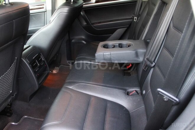 Volkswagen Touareg 2012, 80,000 km - 3.6 l - Bakı