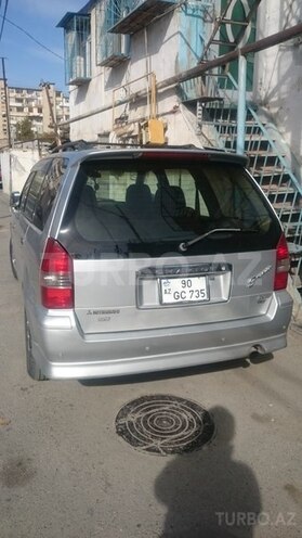 Mitsubishi Chariot 2000, 300,000 km - 2.4 л - Bakı