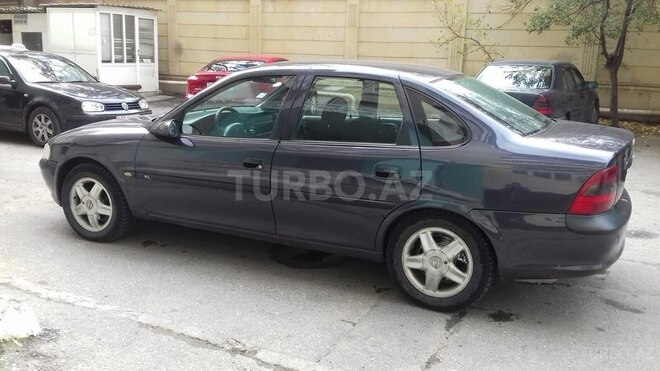 Opel Vectra 1997, 262,000 km - 1.8 l - Bakı
