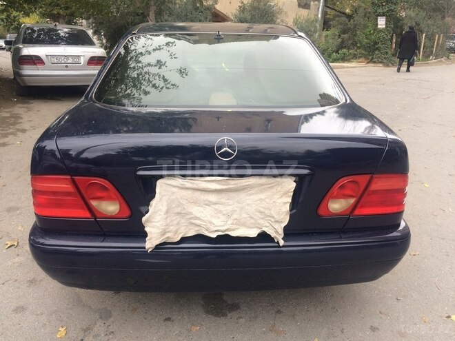 Mercedes E 200 1996, 300,000 km - 2.0 л - Bakı