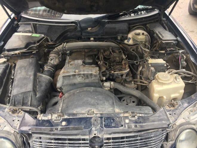 Mercedes E 200 1996, 300,000 km - 2.0 л - Bakı