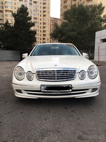 Mercedes E 240 2004, 23,000 km - 2.6 l - Bakı