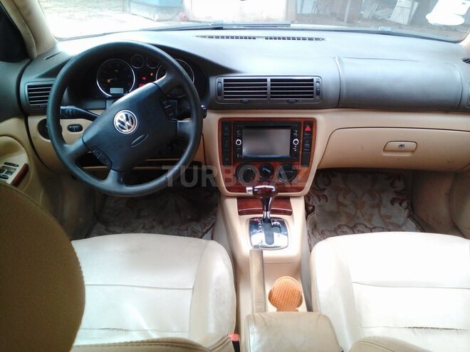Volkswagen Passat 2004, 310,000 km - 1.8 l - Bakı