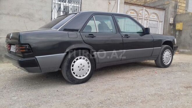 Mercedes 190 1990, 180,000 km - 2.3 l - Bakı