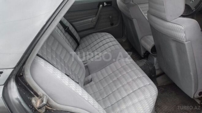 Mercedes 190 1990, 180,000 km - 2.3 l - Bakı
