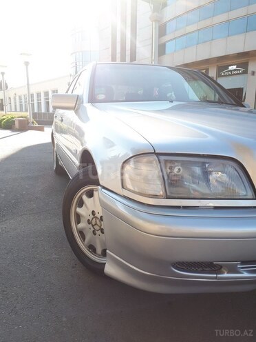 Mercedes C 200 2000, 170,000 km - 2.0 л - Gəncə