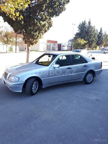 Mercedes C 200 2000, 170,000 km - 2.0 л - Gəncə