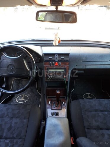 Mercedes C 200 2000, 170,000 km - 2.0 л - Gəncə