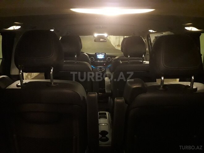 Mercedes V 220 2015, 50,000 km - 2.0 л - Bakı