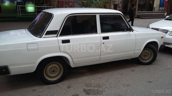 LADA (VAZ) 2107 2009, 85,000 km - 1.6 l - Bakı