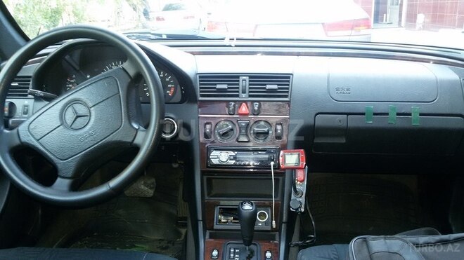 Mercedes C 180 1997, 277,000 km - 1.8 l - Bakı