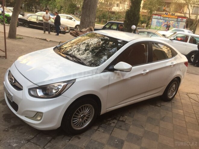 Hyundai Accent 2012, 87,000 km - 1.4 л - Bakı