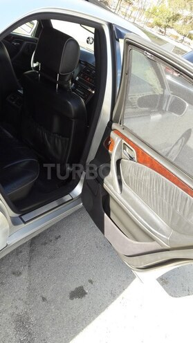 Mercedes E 320 1999, 265,000 km - 3.2 l - Bakı