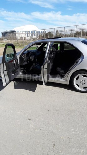 Mercedes E 320 1999, 265,000 km - 3.2 l - Bakı