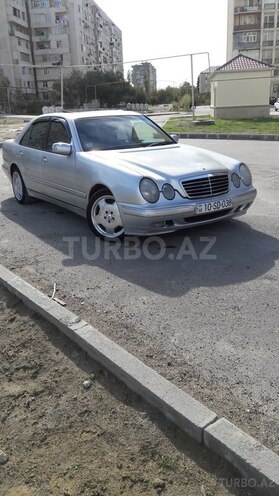 Mercedes E 320 1999, 265,000 km - 3.2 l - Bakı