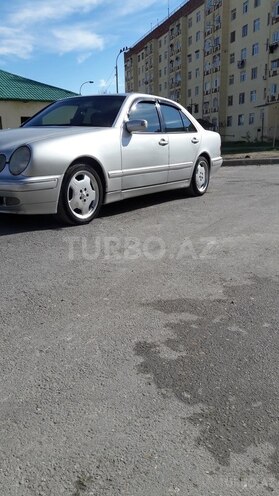 Mercedes E 320 1999, 265,000 km - 3.2 l - Bakı