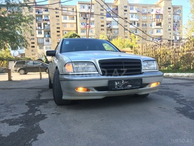 Mercedes C 280 1999, 257,457 km - 2.8 l - Bakı