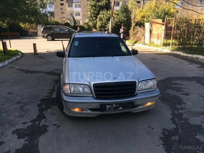 Mercedes C 280 1999, 257,457 km - 2.8 l - Bakı