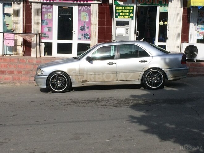 Mercedes C 280 1999, 257,457 km - 2.8 l - Bakı