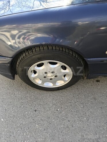 Mercedes C 180 1997, 395,000 km - 1.8 l - Bakı