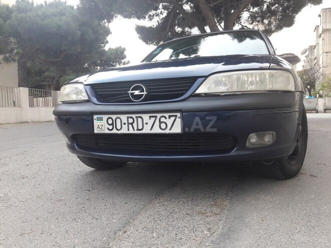 Opel Vectra 1998, 330,000 km - 2.0 l - Bakı