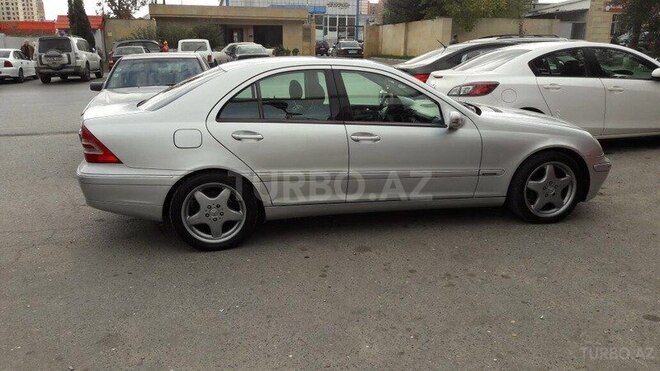 Mercedes C 200 2002, 210,000 km - 2.0 l - Bakı