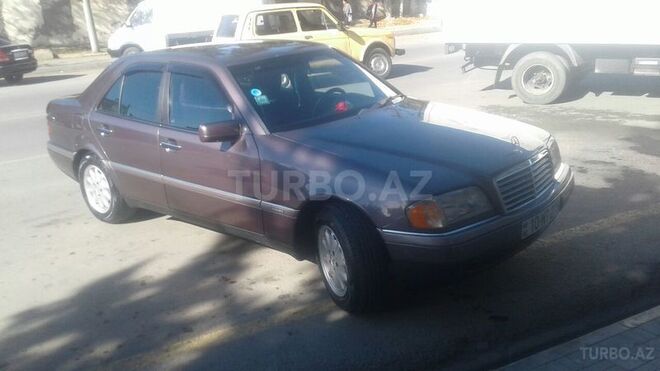 Mercedes C 220 1994, 430,000 km - 2.2 л - Kürdəmir