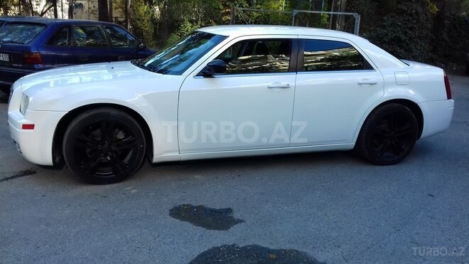 Chrysler 300C 2005, 100,000 km - 2.7 л - Bakı