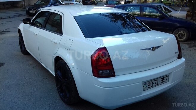Chrysler 300C 2005, 100,000 km - 2.7 л - Bakı