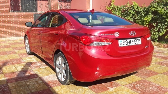 Hyundai Elantra 2013, 62,000 km - 1.8 l - Bakı