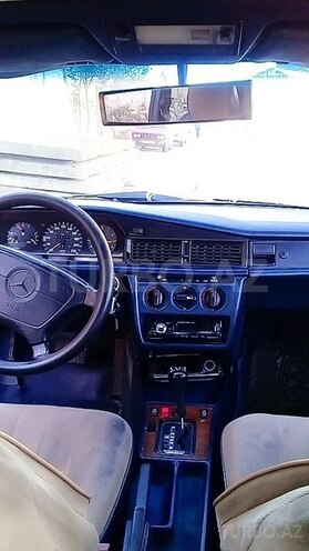 Mercedes 190 1993, 410,000 km - 2.0 l - Bakı