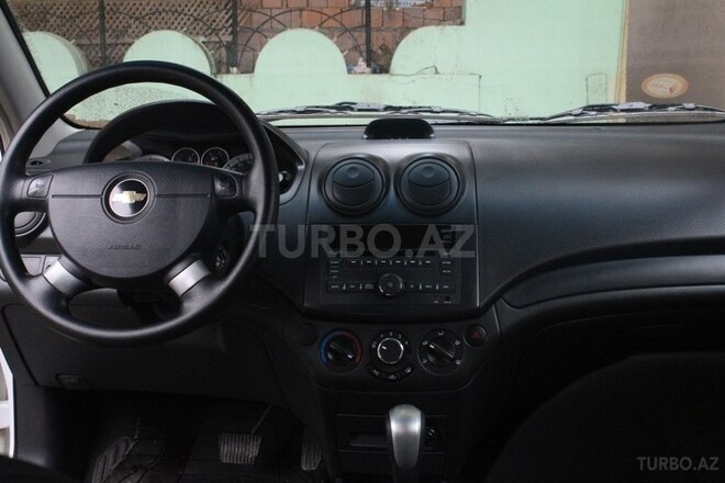 Chevrolet Aveo 2010, 100,000 km - 1.4 л - Bakı