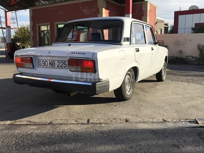 LADA (VAZ) 2107 2011, 28,995 km - 1.6 l - Yevlax
