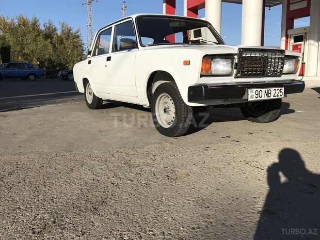 LADA (VAZ) 2107 2011, 28,995 km - 1.6 l - Yevlax