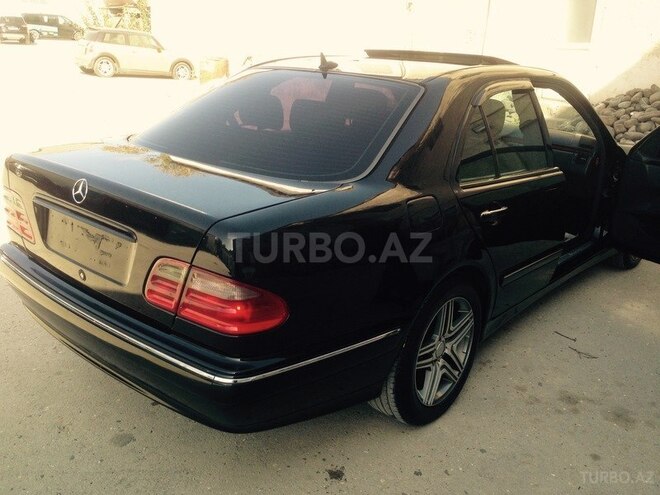 Mercedes E 220 2000, 234,530 km - 2.2 l - Bakı