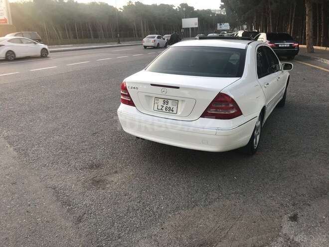 Mercedes C 240 2003, 288,000 km - 2.6 l - Bakı