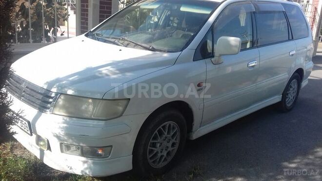 Mitsubishi Chariot 2000, 200,000 km - 0.3 л - Gəncə