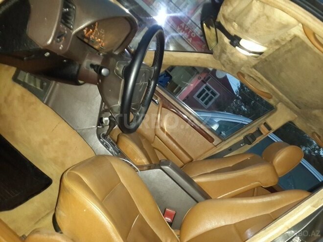 Mercedes C 220 1995, 196,000 km - 2.2 л - Bakı