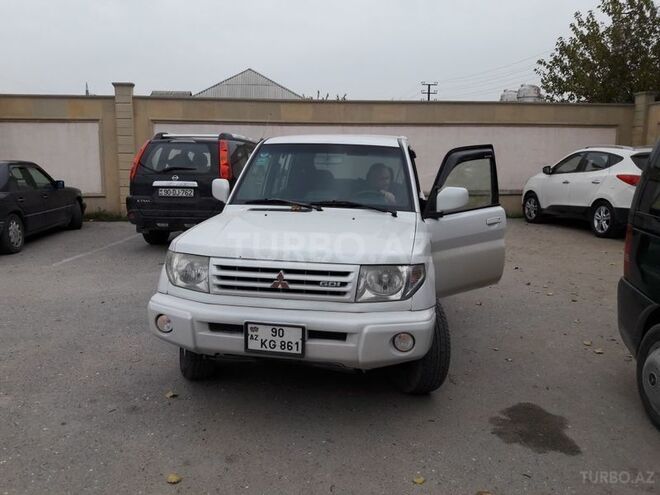 Mitsubishi Pajero io 1999, 250,150 km - 1.8 l - Bakı