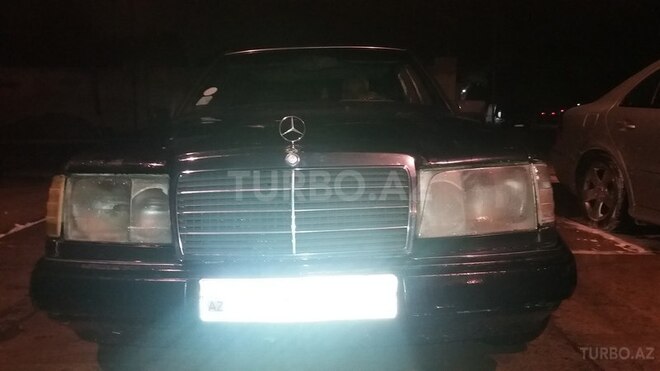 Mercedes E 200 1989, 56,432 km - 2.0 л - Bakı