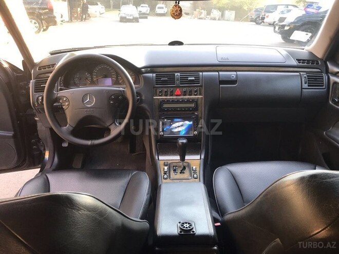 Mercedes E 320 2000, 220,000 km - 3.2 l - Bakı