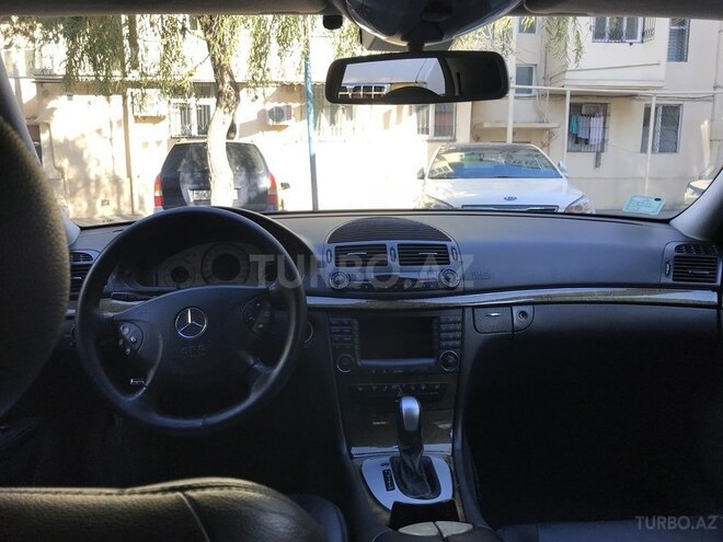 Mercedes E 320 2002, 140,000 km - 3.2 l - Bakı