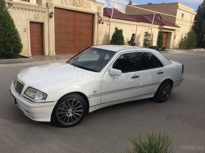 Mercedes C 240 1998, 170,000 km - 2.4 l - Bakı