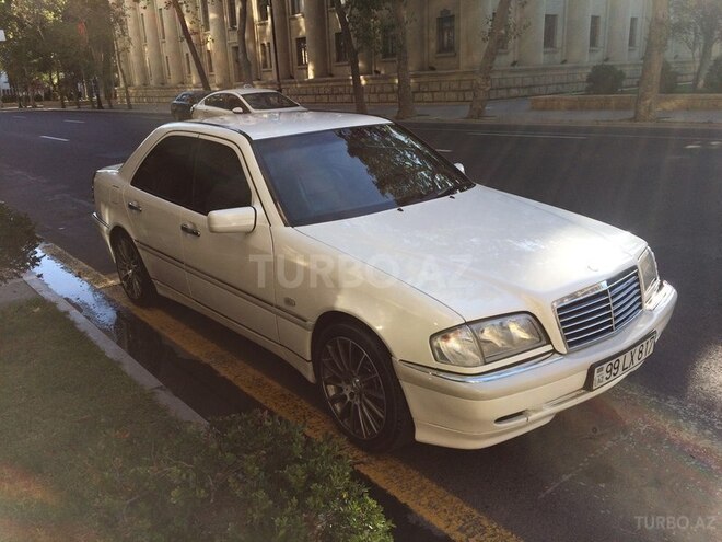 Mercedes C 240 1998, 170,000 km - 2.4 l - Bakı