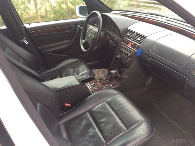 Mercedes C 240 1998, 170,000 km - 2.4 l - Bakı