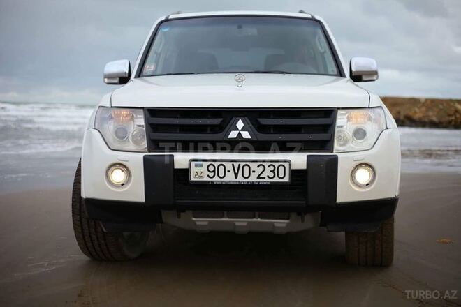 Mitsubishi Pajero 2008, 136,000 km - 3.0 л - Bakı
