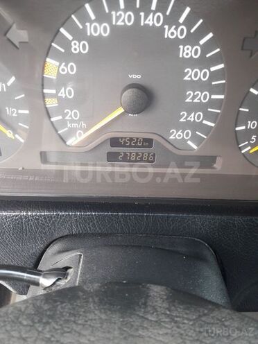 Mercedes C 240 1998, 278,000 km - 2.4 l - Bakı