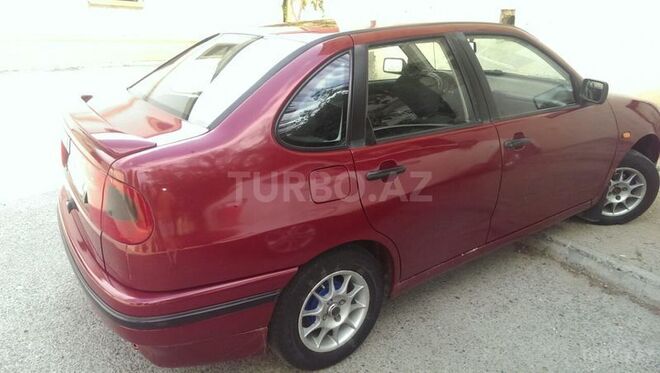 Volkswagen Polo 1995, 315,000 km - 1.6 l - Sumqayıt